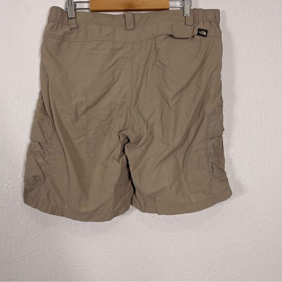 The North Face Tan 100% Nylon Cargo Shorts - Picture 2 of 8